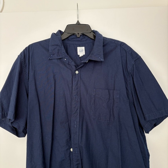 Men’s GAP Casual Button Down Shirt - Picture 2 of 7